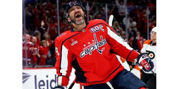 Alexander Ovechkin har besluttet at underskrive en kontrakt med Washington Capitals for sin 22. sæson
